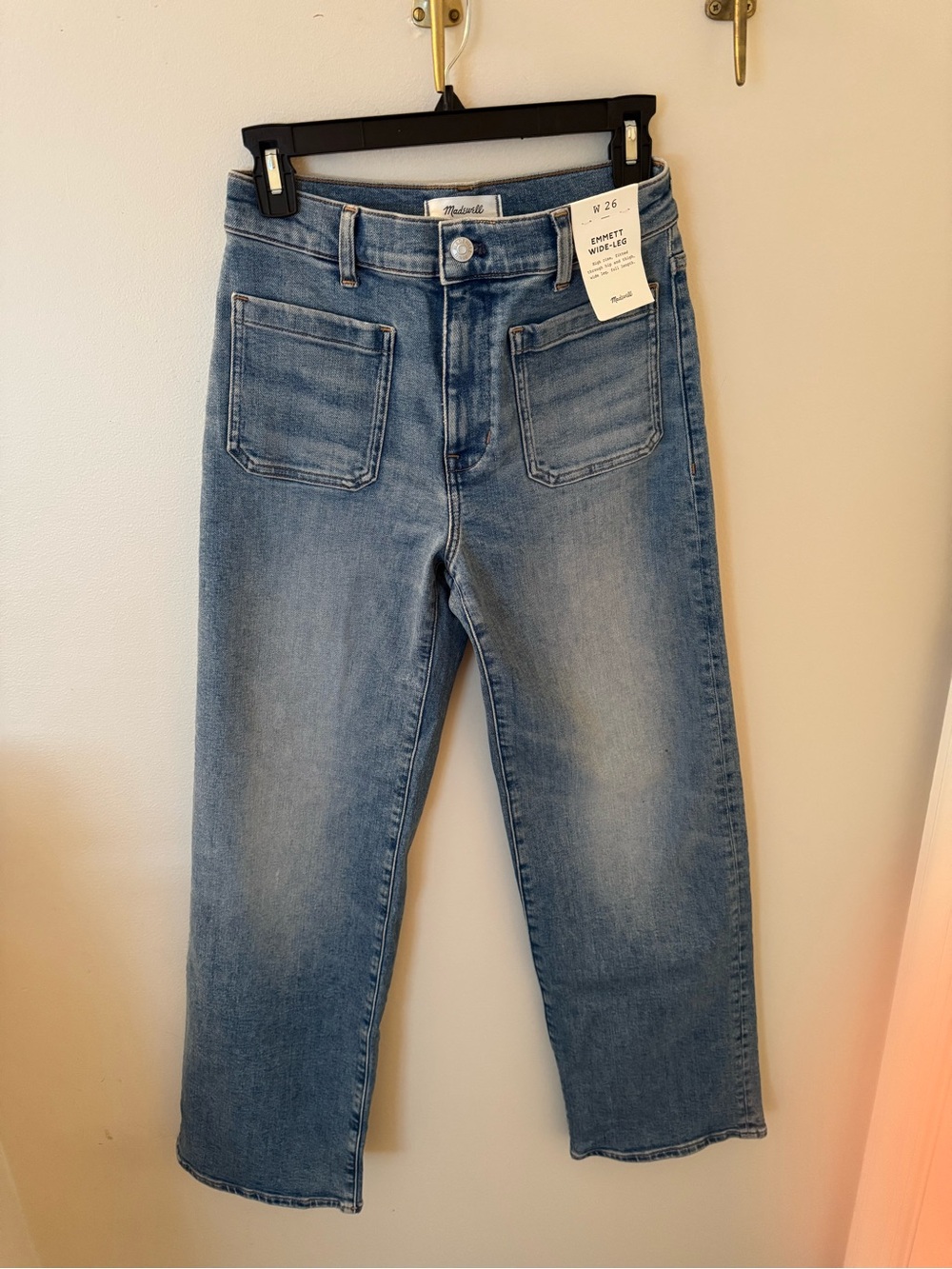 Madewell Women’s Straight Jeans in Light Wash Blue